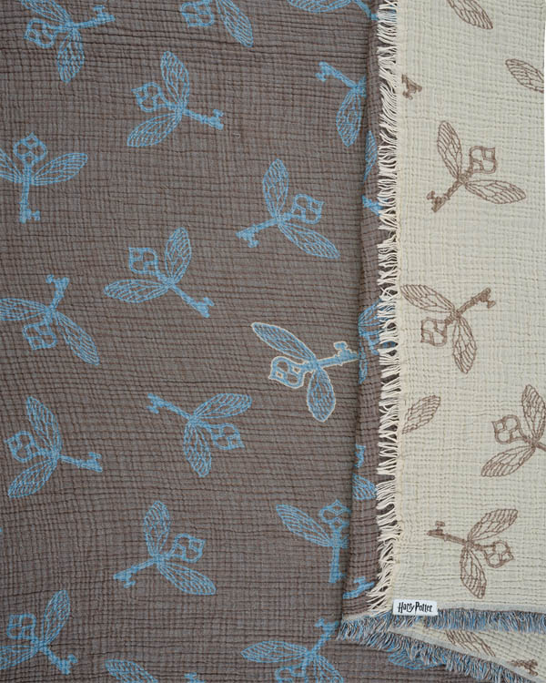 Harry Potter™ Winged Keys - PARTY BLANKET™ - Image 6