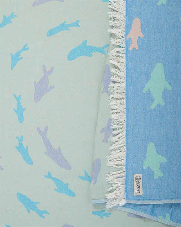 Swirl Shark Kids Towel - Image 3